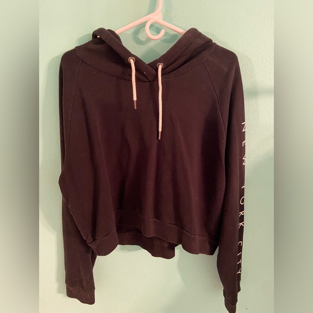Black & White Aeropostale Cropped Hoodie